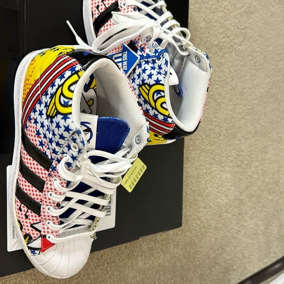 adidas Originals Shoes - adidas Originals Multicolor Comic Print Sneakers in White and Blue